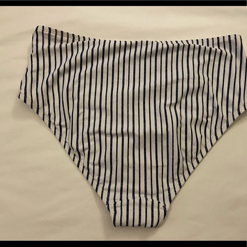Bathing suit bundle - Picture 11 of 16